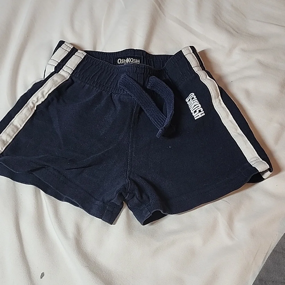 Oshkosh 2 pair of shorts 9 months
